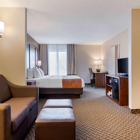 Comfort Suites South Haven Near I-96 Ngoại thất bức ảnh