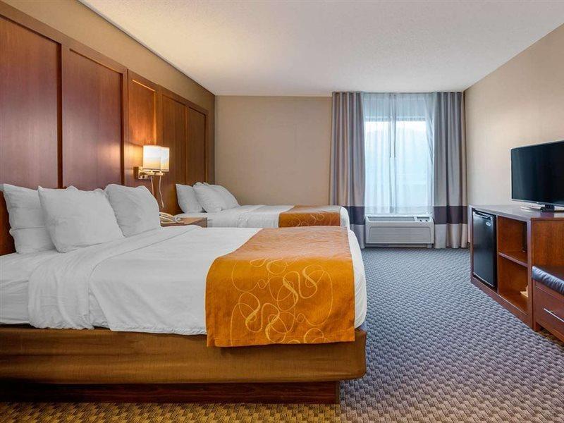 Comfort Suites South Haven Near I-96 Ngoại thất bức ảnh