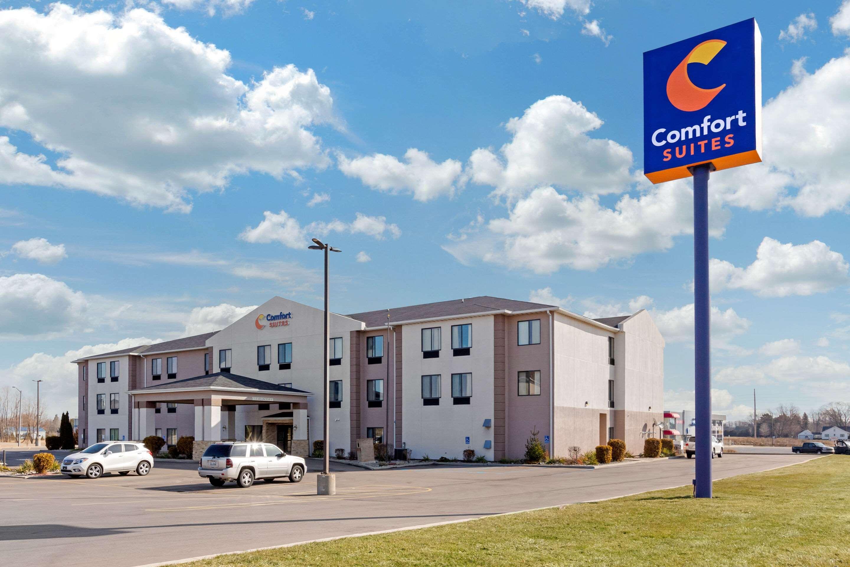 Comfort Suites South Haven Near I-96 Ngoại thất bức ảnh