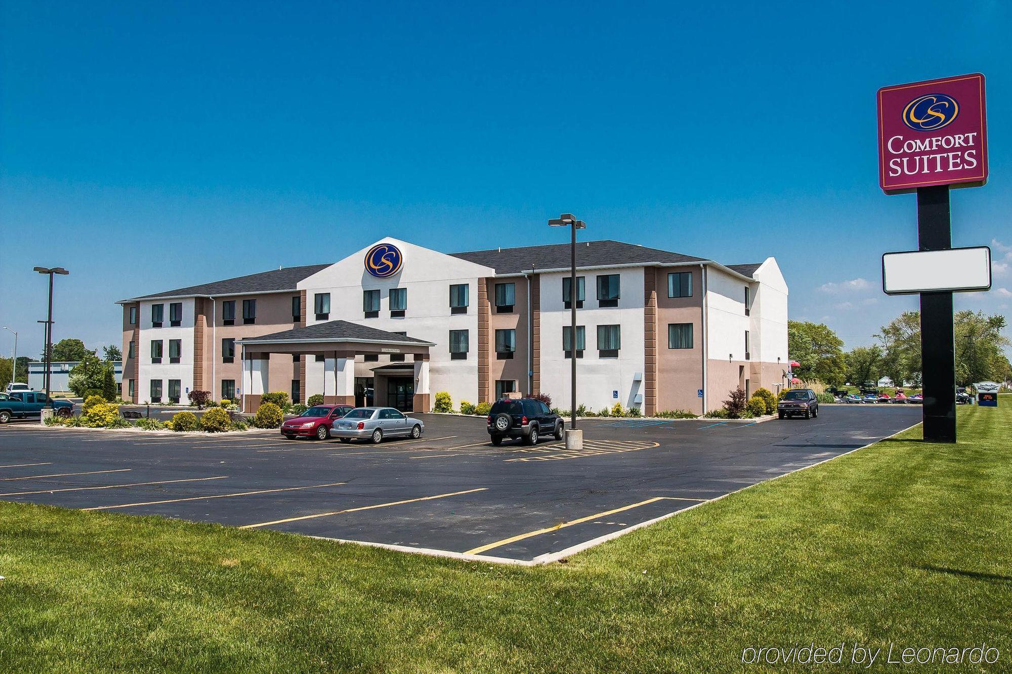 Comfort Suites South Haven Near I-96 Ngoại thất bức ảnh