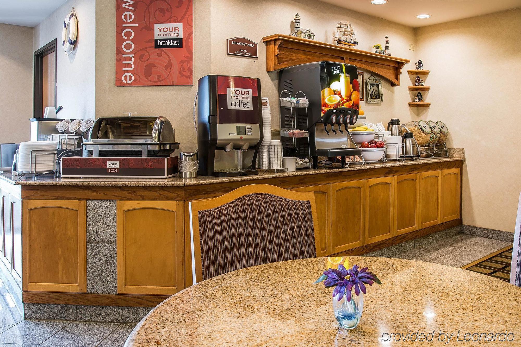 Comfort Suites South Haven Near I-96 Ngoại thất bức ảnh