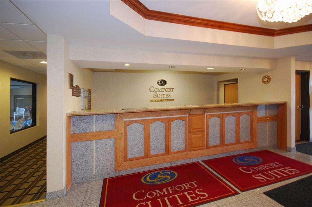 Comfort Suites South Haven Near I-96 Ngoại thất bức ảnh